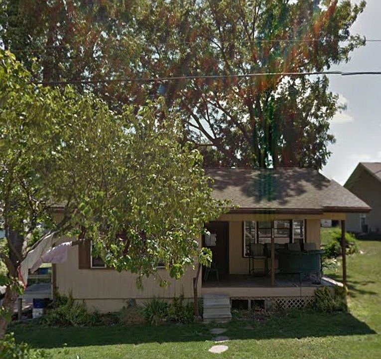 1st image of 815 N Dickerson St