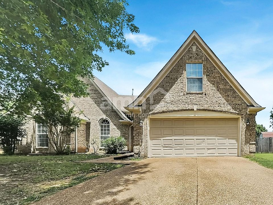 1st image of 410 Vaiden Dr