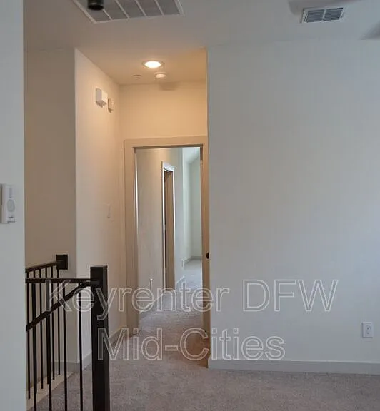 622 Cobblestone Ln — Photo 16
