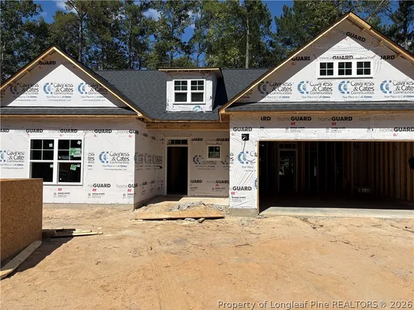 39 Little Valley Dr, Spring Lake, NC 28390
