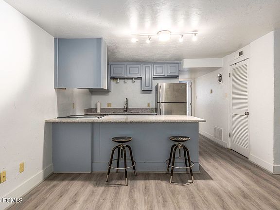 2nd image of 1150 Deer Valley Dr #1010