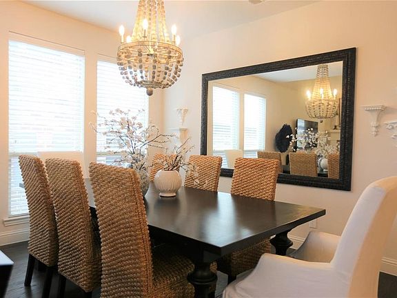5th image of 2161 Balcones Dr