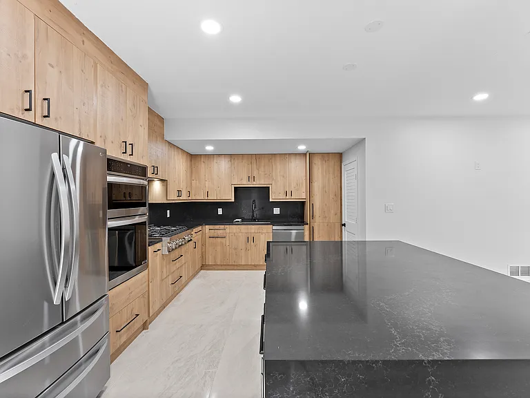 3501 W Ox Rd — Photo 8