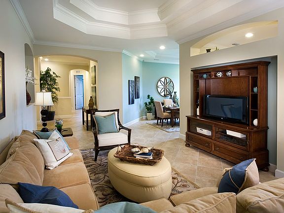 4th image of 10241 Glastonbury Cir #201