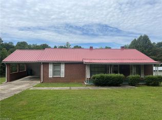 1841 Smothers Rd, Madison, NC 27025