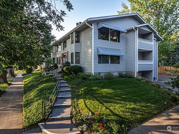 3rd image of 399 S Palouse Street #4