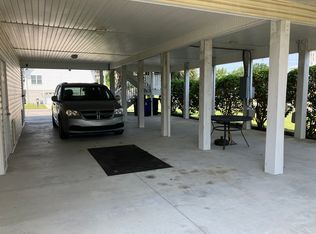 1720 27th Ave N, North Myrtle Beach, SC 29582