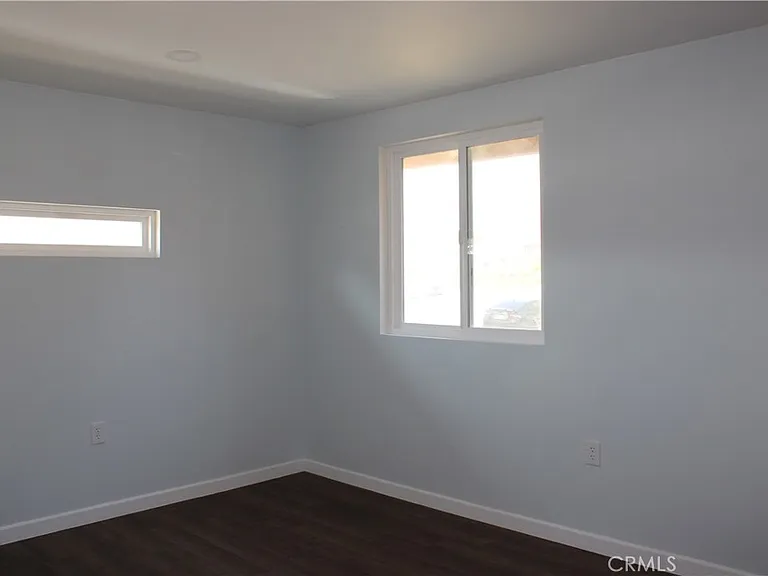 5776 Katherine St — Photo 9
