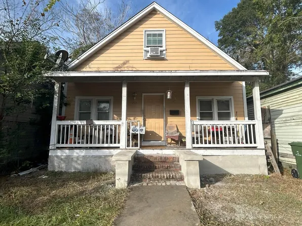 712 S 10th Street, Wilmington, NC 28401