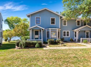 27 Catamaran Dr #1, Lake Saint Louis, MO 63367