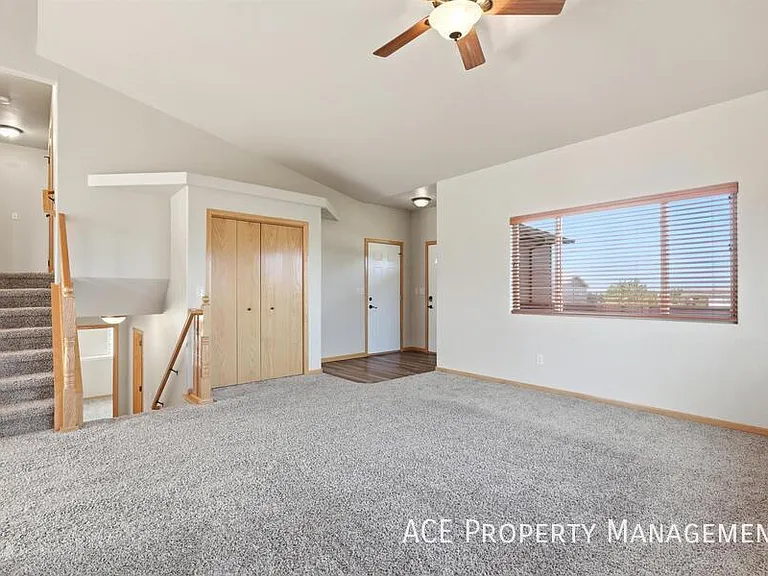 14835 Fox Trl — Photo 3