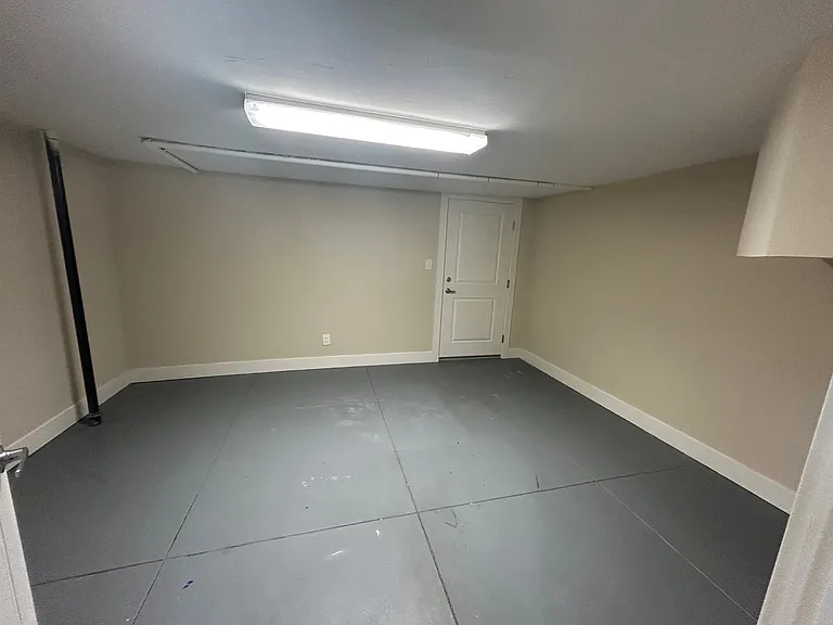 Anita Road Apartments — Photo 5