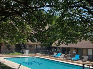 5608 Cougar Dr APT 208, Austin, TX 78745