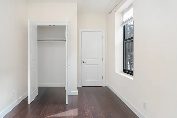 Rented by Modern Spaces | media 8