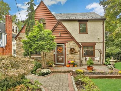 349 E Grand St, Mount Vernon, NY, 10552