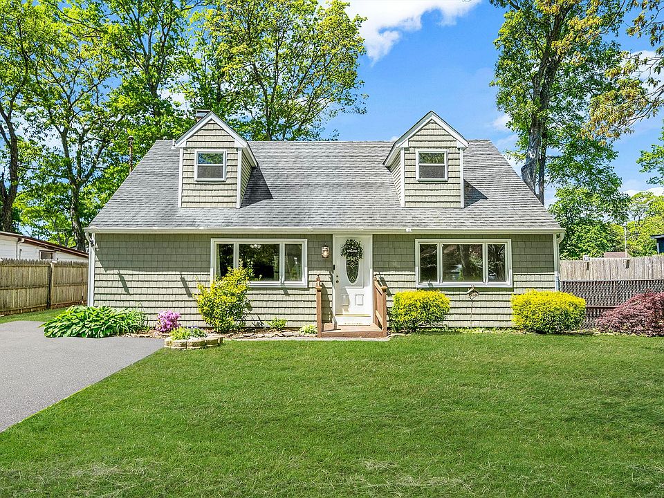 1st image of 218 Beaver Drive