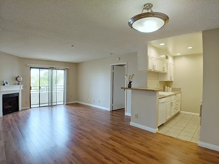 428 Hawthorne St — Photo 19