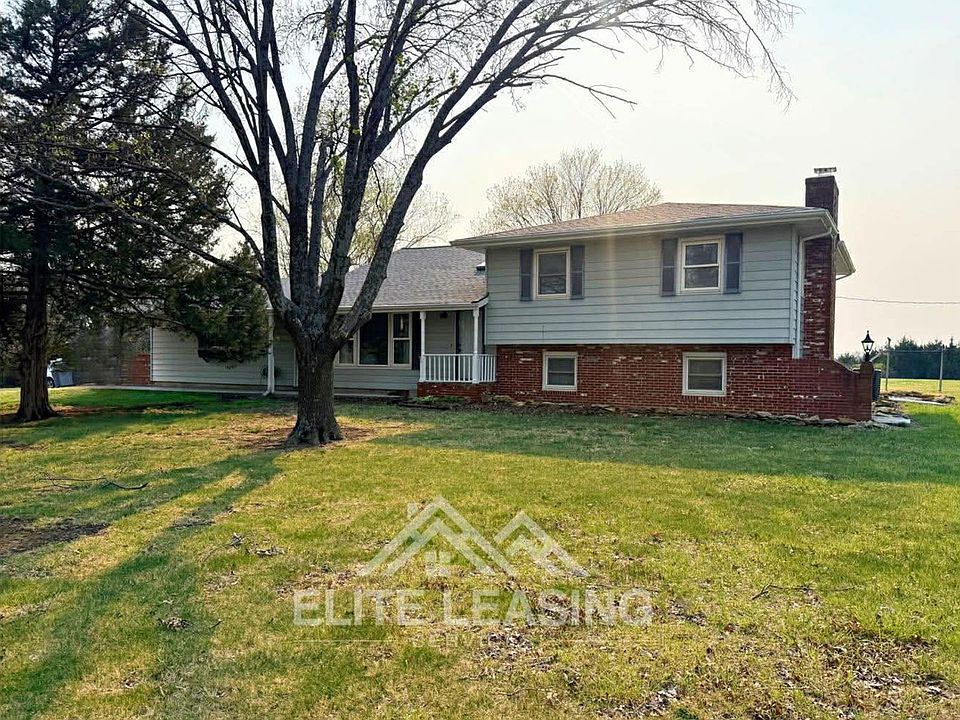 1st image of 6239 SW Wanamaker Rd