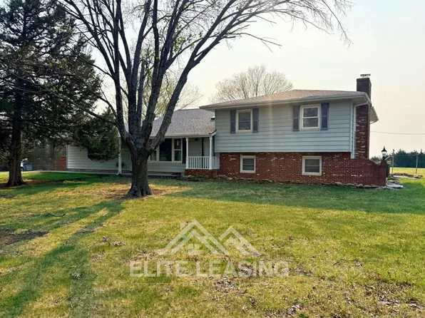 6239 SW Wanamaker Rd, Auburn, KS 66402