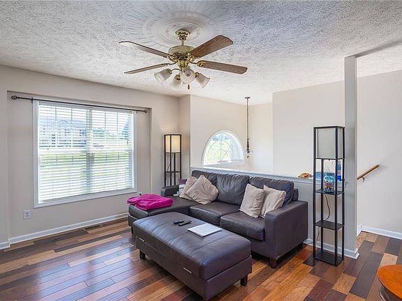 5th image of 6054 Brentwood Park Pl