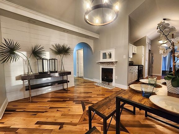 9th image of this home