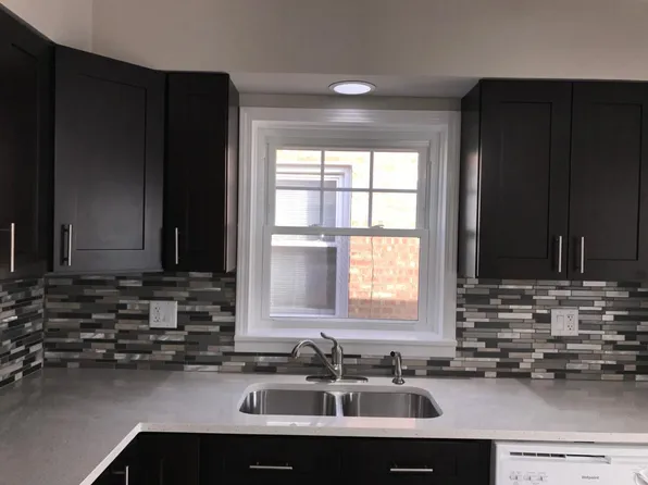 5407 W Sunnyside Ave #2, Chicago, IL 60630