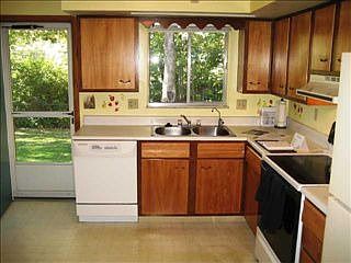 1st image of 1271 Fletcher Ct