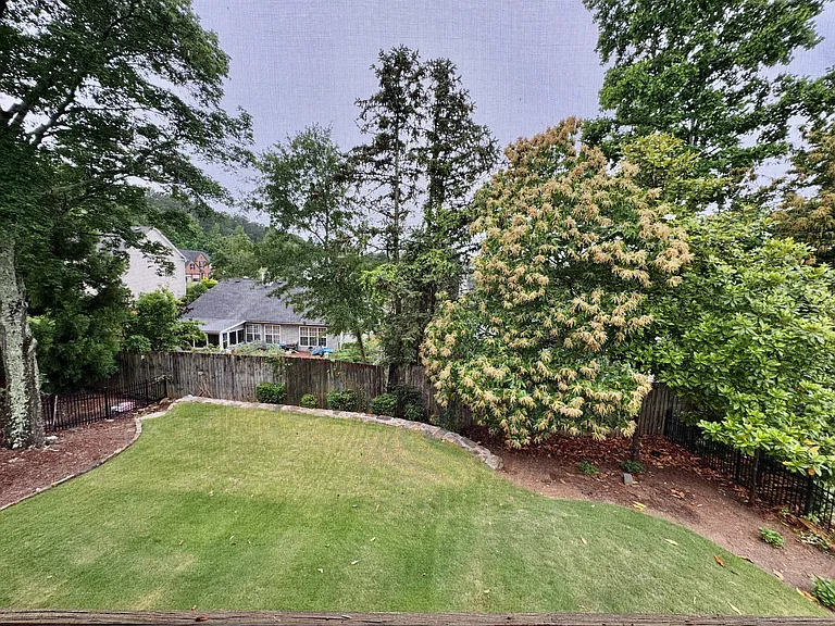 1514 Chelsea Falls Ln — Photo 31