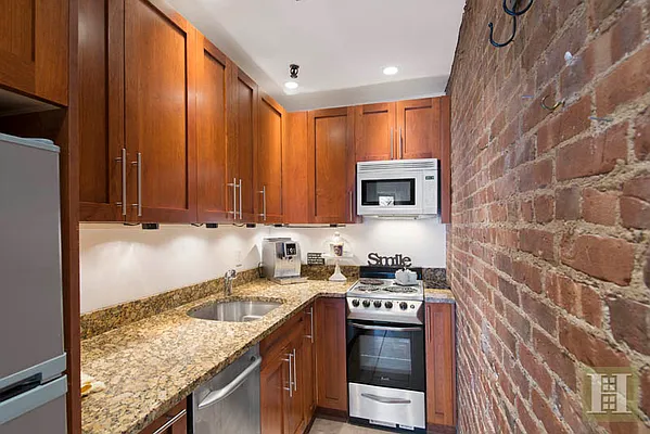 Rented by Halstead Real Estate | media 9