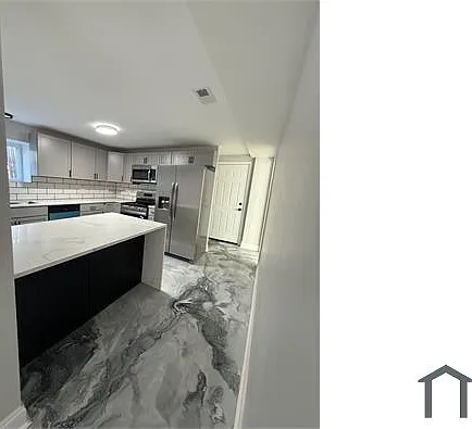 14615 Hoyne Ave #B — Photo 3