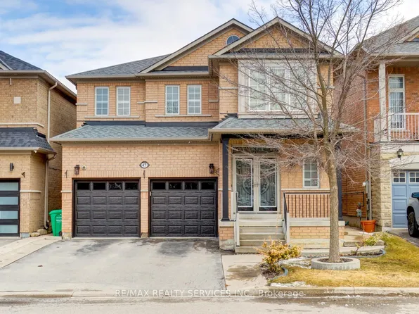 47 Cape Dorset Cres, Brampton, ON L6R 3K9