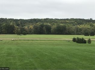 221 Avenue Knife, Mora, MN 55051