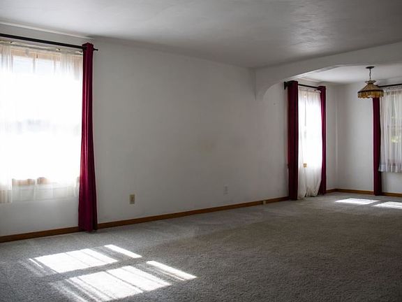 4th image of 1229 Edward St