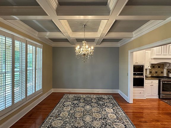5th image of 514 Ridgemont Dr