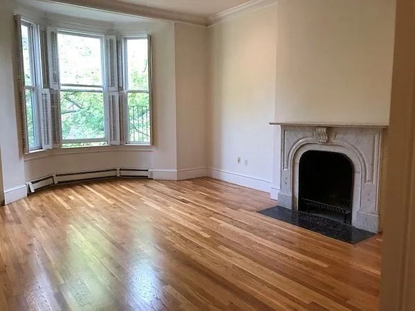 449 Beacon St #6 — Photo 32