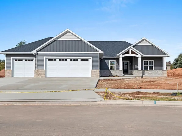 354 Baywood Trl, Green Bay, WI 54311