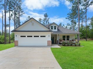 2921 Discovery Ln, Franklin, TX 77856