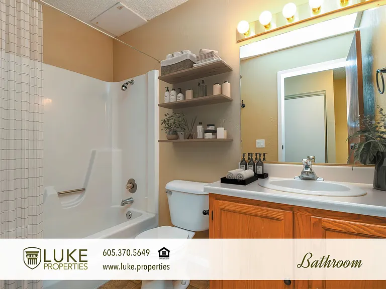 401 S Sycamore Ave #207 — Photo 12
