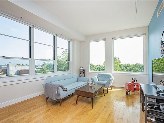 5th image of 51 Lafayette St Unit 603