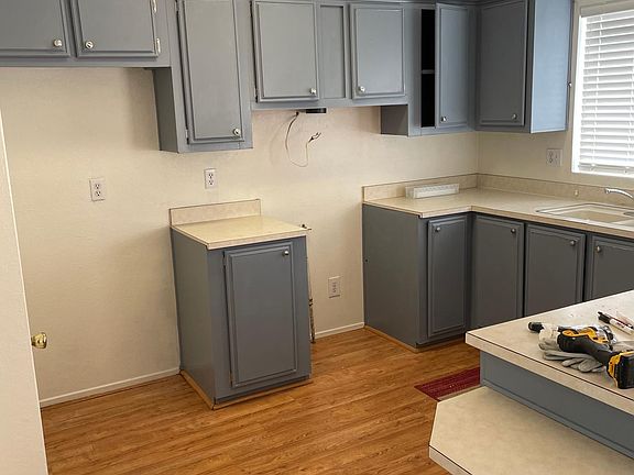 4th image of 18850 Cedar Ct