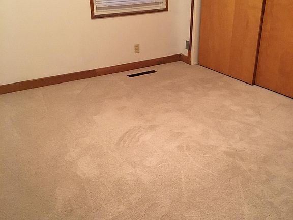 3rd image of 1207 E St APT 1