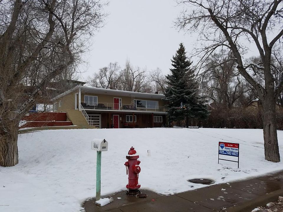 2nd image of 706 Warren Ave