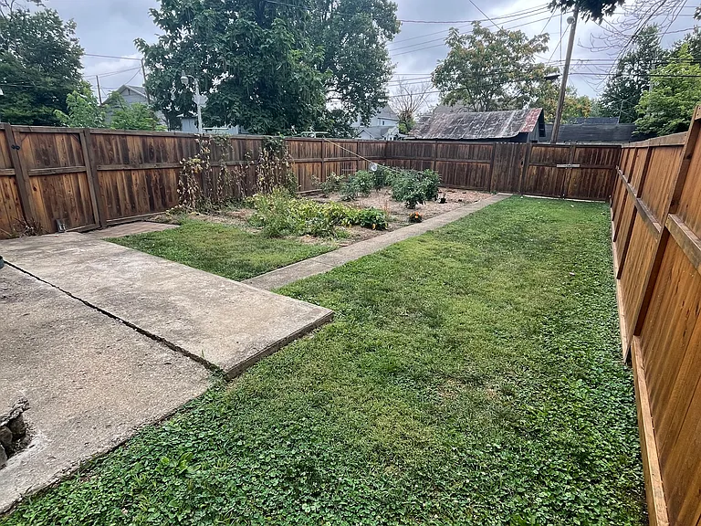 1331 Franklin St — Photo 19