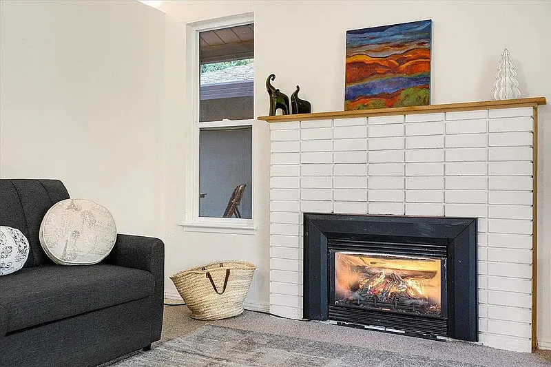 1 bed, 1.0 bath, 576 sqft, $2,000 — Photo 2