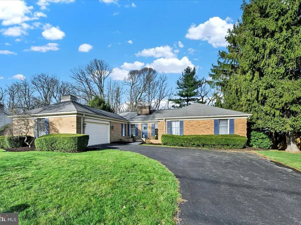 1612 Saint Paul St, Hampstead, MD 21074