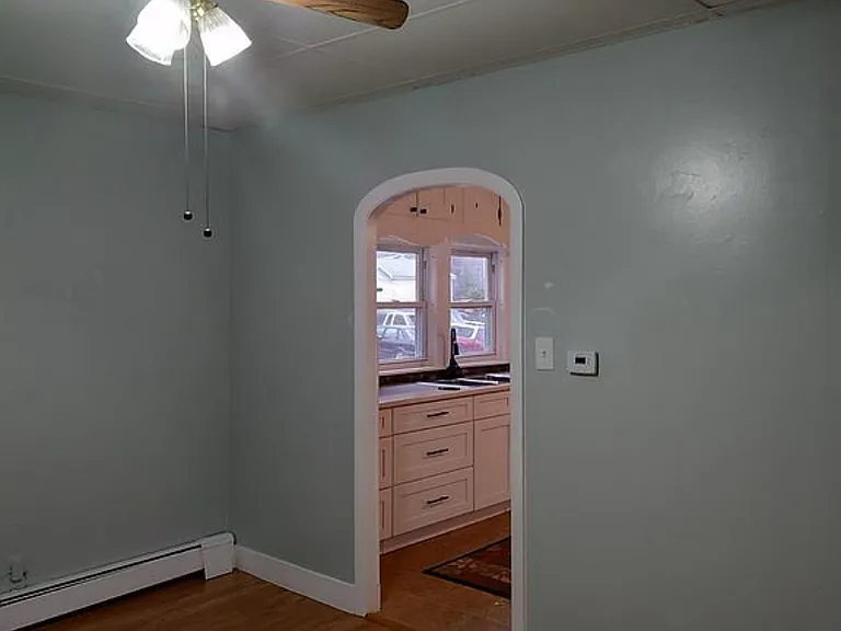 1393 Hooksett Rd — Photo 6