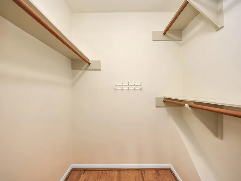 11411 Briar Forest Dr — Photo 30
