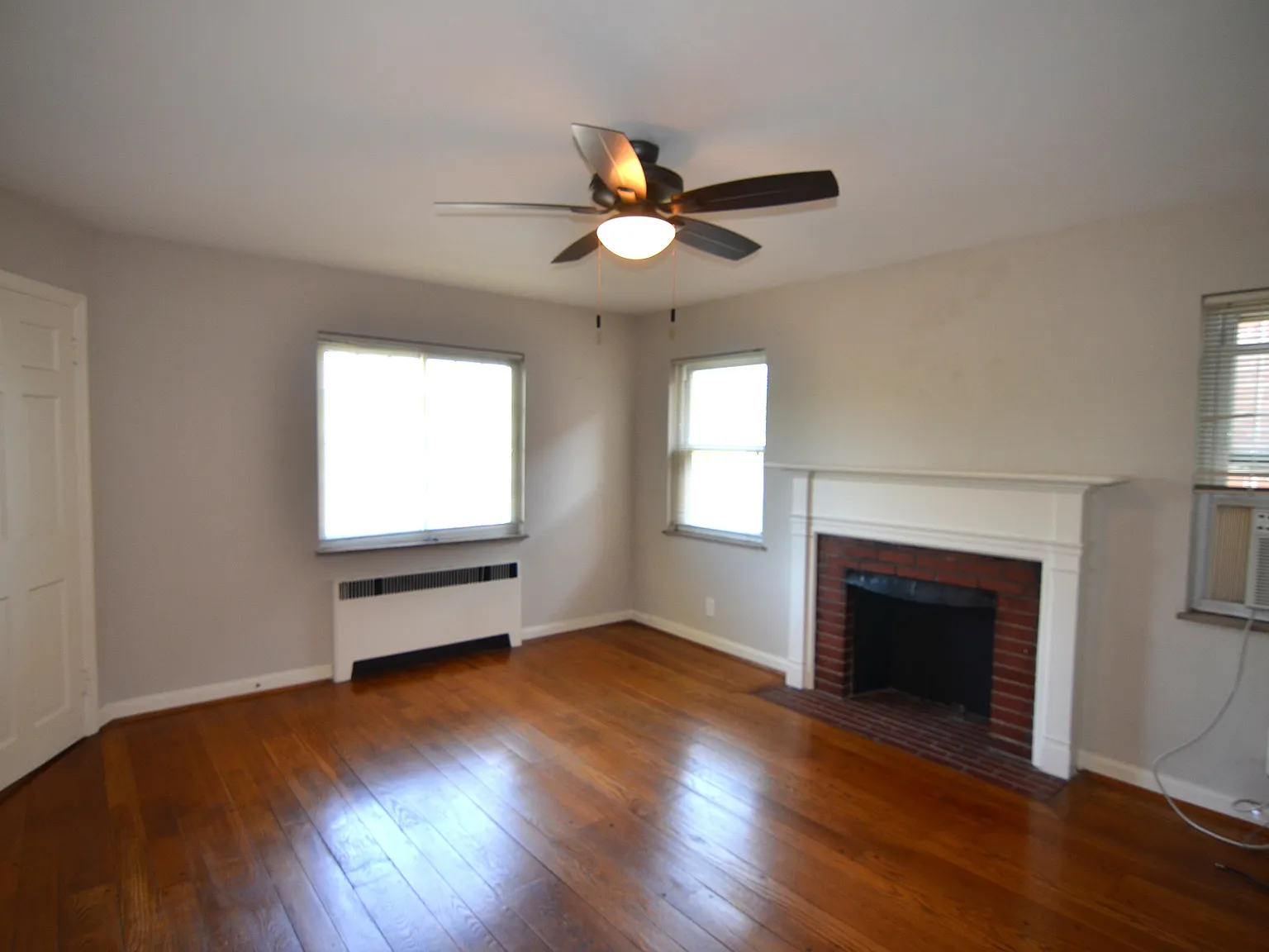 1 bed, 700 sqft, $1,095 — Photo 2