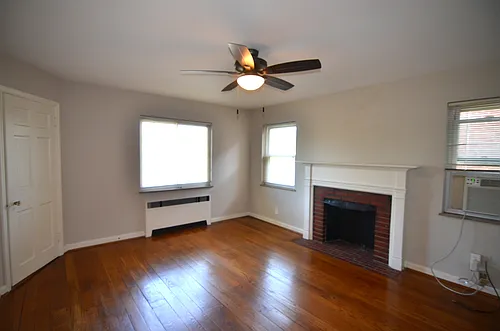 5840 Ridge Ave #4 Photo 1