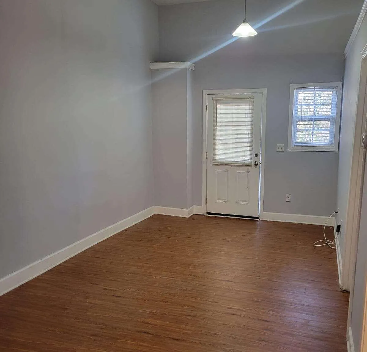 1 bed, 1.0 bath, $1,295 — Photo 2